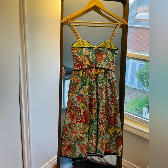 Nanette Lepore structured sundress with psychedelic paisley print. Size US 2. - Picture 4 of 5